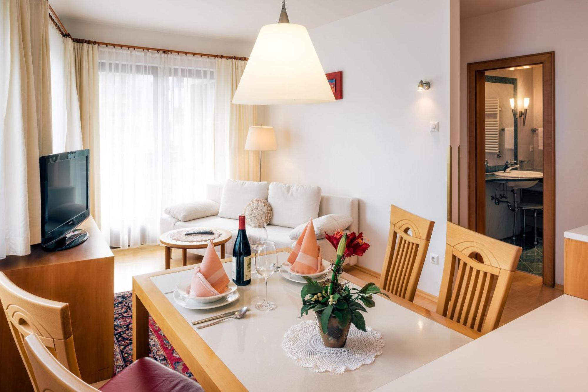 Hotel Garni Alpenruh-Micheluzzi Зерфаус Екстер'єр фото