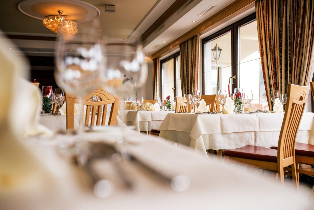 Hotel Garni Alpenruh-Micheluzzi Зерфаус Екстер'єр фото