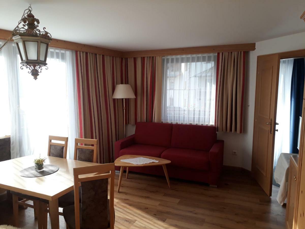 Hotel Garni Alpenruh-Micheluzzi Зерфаус Екстер'єр фото